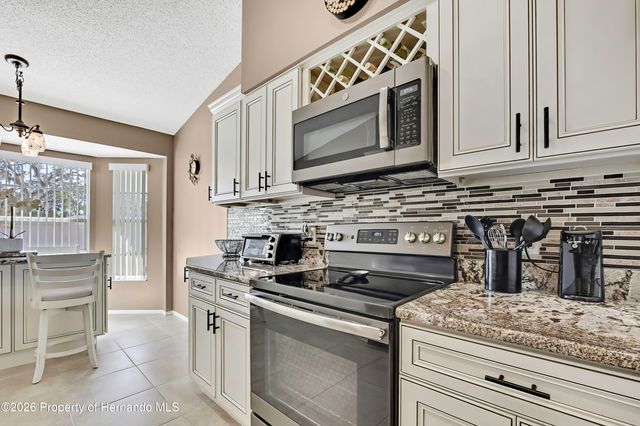 1424 Pinewood Hills Court, Spring Hill, FL 34606