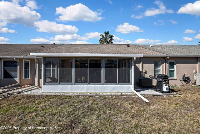 1424 Pinewood Hills Court, Spring Hill, FL 34606