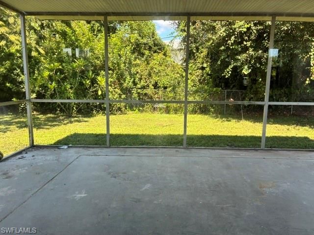 913 Entrada DR N, Fort Myers, FL 33919