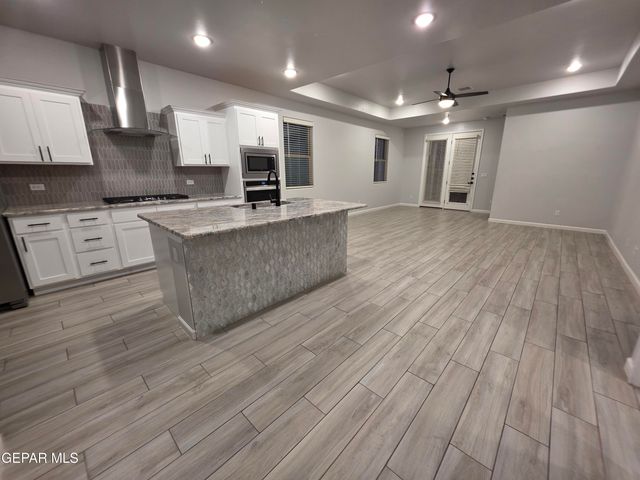 429 SOLEIL Road, Socorro, TX 79927