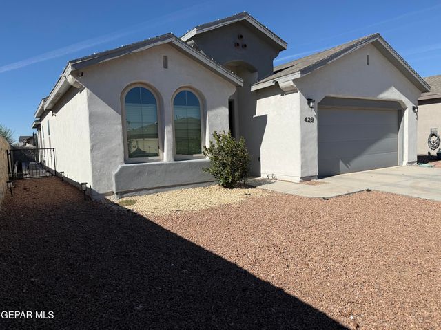 429 SOLEIL Road, Socorro, TX 79927