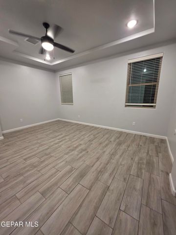 429 SOLEIL Road, Socorro, TX 79927