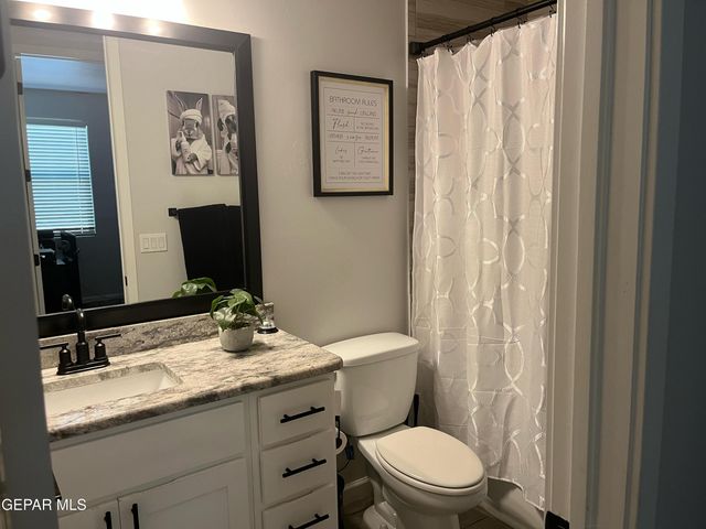 429 SOLEIL Road, Socorro, TX 79927