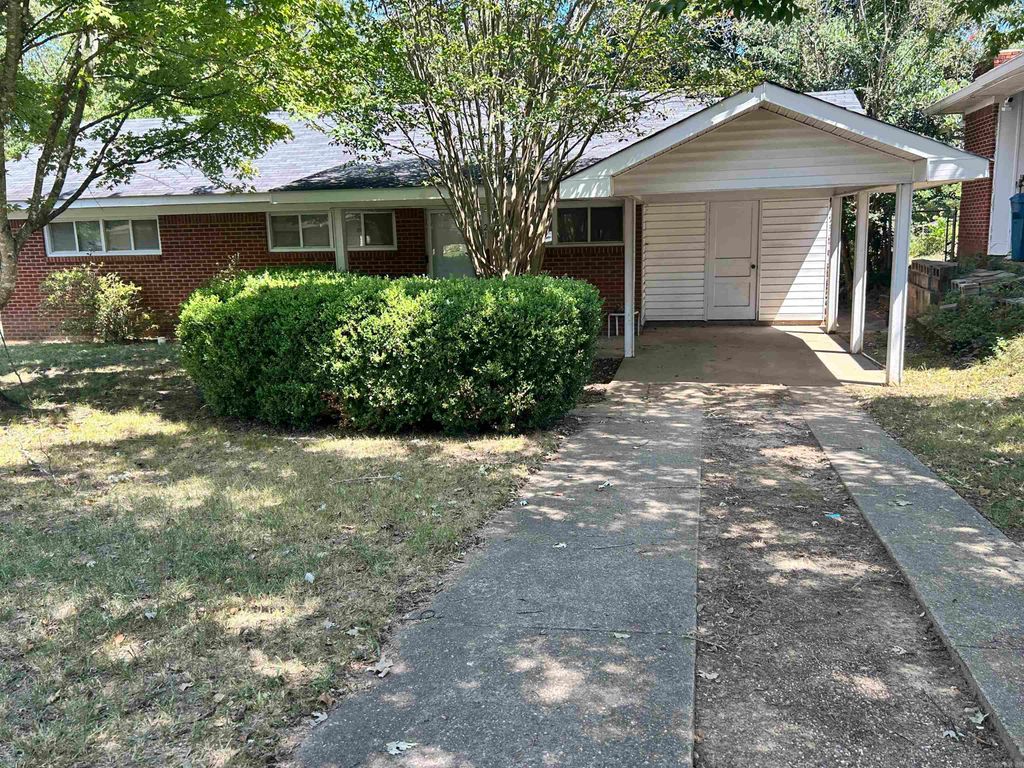 21 ivy, Little Rock, AR 72209