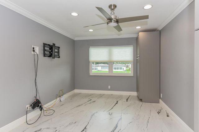 156 LAKE EVELYN Drive, West Palm Beach, FL 33411