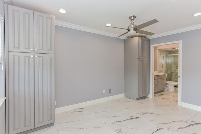 156 LAKE EVELYN Drive, West Palm Beach, FL 33411