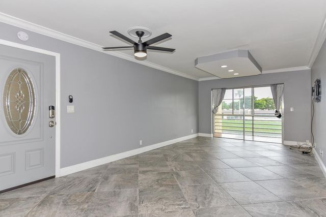 156 LAKE EVELYN Drive, West Palm Beach, FL 33411