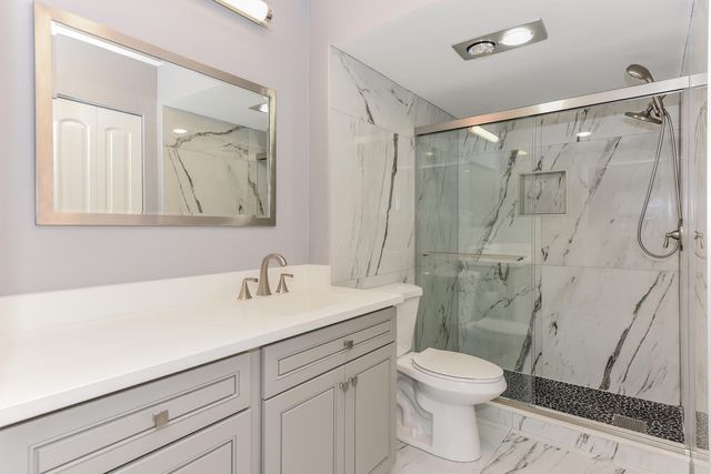 156 LAKE EVELYN Drive, West Palm Beach, FL 33411