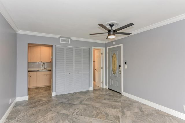 156 LAKE EVELYN Drive, West Palm Beach, FL 33411