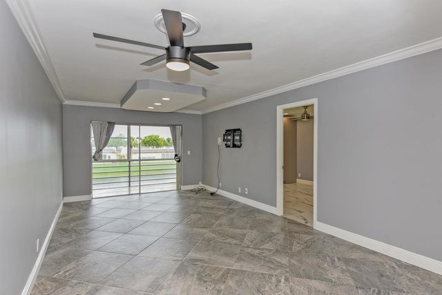 156 LAKE EVELYN Drive, West Palm Beach, FL 33411