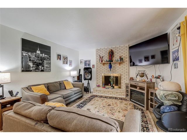 13142 E Louisiana Ave, Aurora, CO 80012