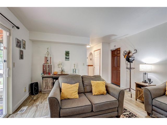 13142 E Louisiana Ave, Aurora, CO 80012