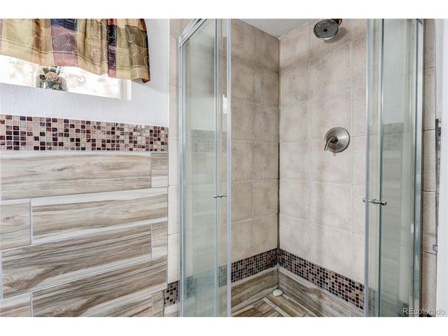 13142 E Louisiana Ave, Aurora, CO 80012
