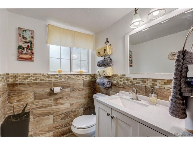 13142 E Louisiana Ave, Aurora, CO 80012