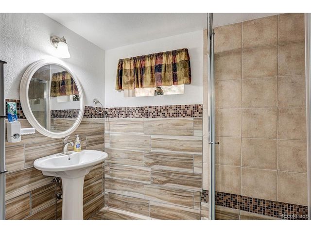 13142 E Louisiana Ave, Aurora, CO 80012