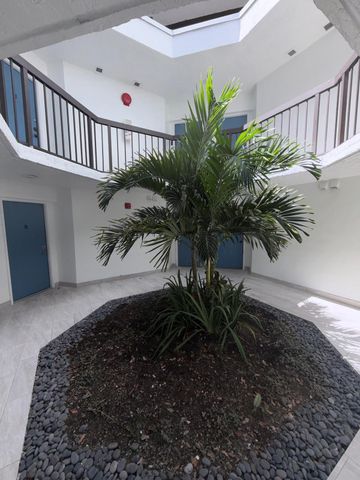 9405 Fontainebleau Boulevard 109, Miami, FL 33172