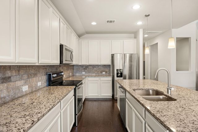 6205 Tanzanite DR, Killeen, TX 76542