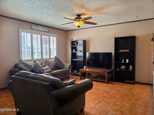3011 WEDGEWOOD Drive, El Paso, TX 79925