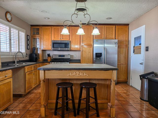 3011 WEDGEWOOD Drive, El Paso, TX 79925