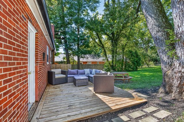 7209 Longfield Drive, Madeira, OH 45243