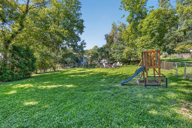 7209 Longfield Drive, Madeira, OH 45243