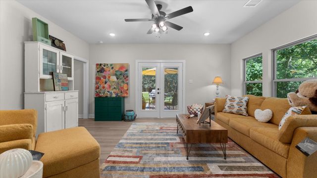 9698 Pioneer Trace, Conroe, TX 77303