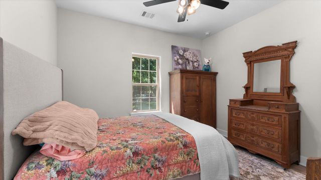 9698 Pioneer Trace, Conroe, TX 77303