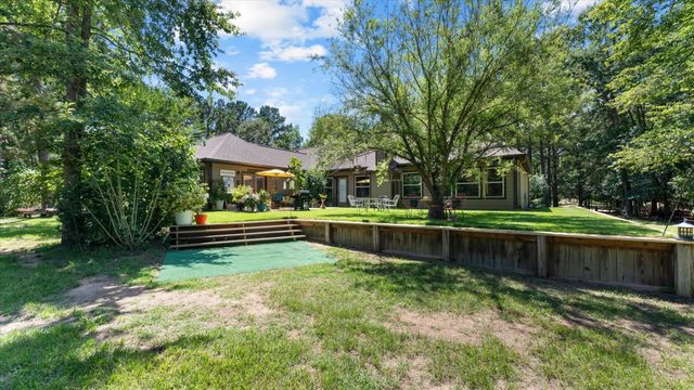 9698 Pioneer Trace, Conroe, TX 77303
