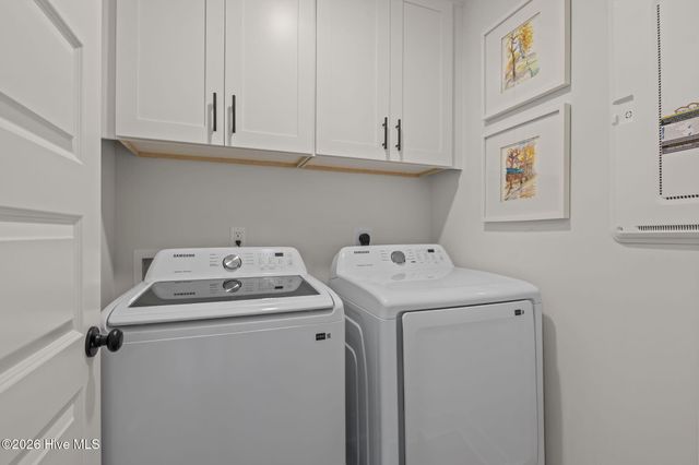 217 Coastline Circle, Swansboro, NC 28584