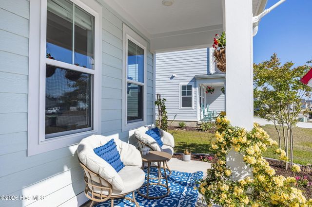 217 Coastline Circle, Swansboro, NC 28584