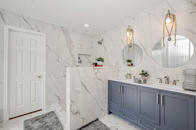 16535 Oat Mill Drive, Houston, TX 77095