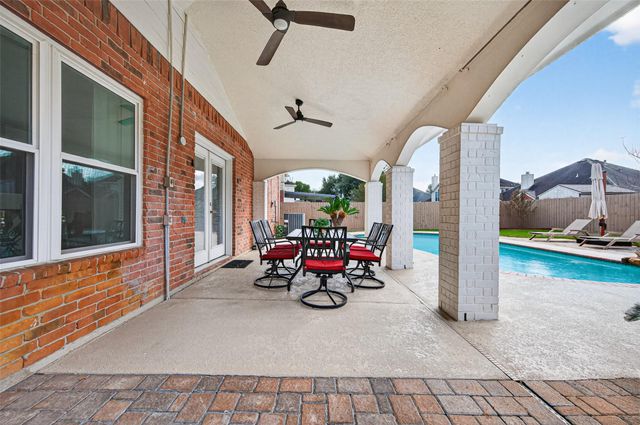 16535 Oat Mill Drive, Houston, TX 77095