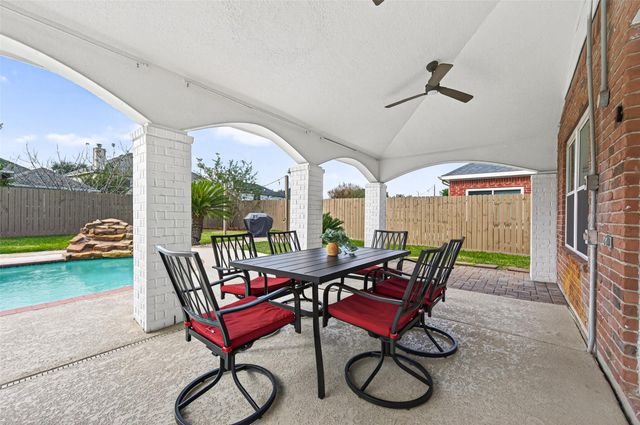 16535 Oat Mill Drive, Houston, TX 77095