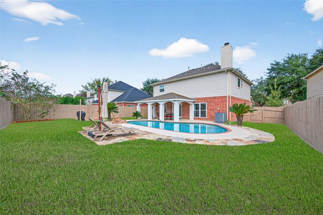 16535 Oat Mill Drive, Houston, TX 77095