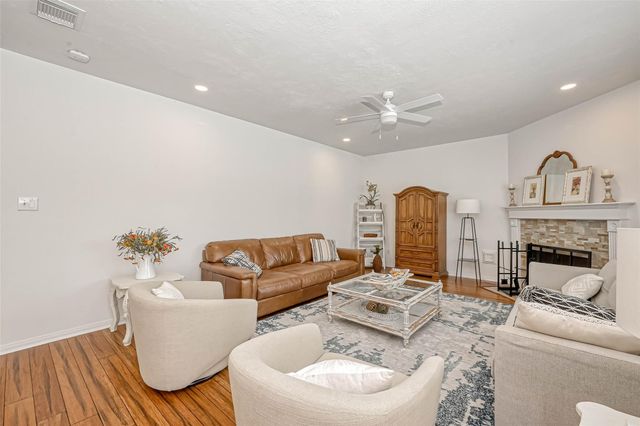 16535 Oat Mill Drive, Houston, TX 77095