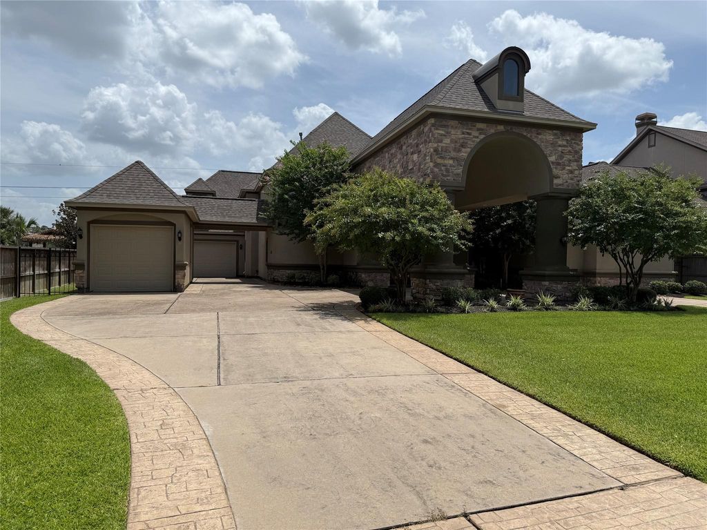6710 Augusta Pines Parkway E, Spring, TX 77389