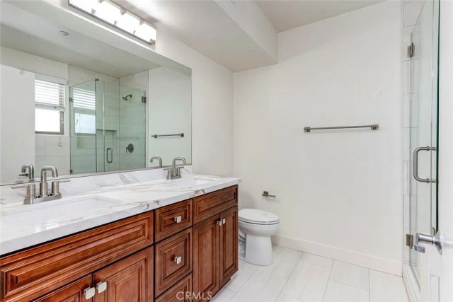 596 S Brea Boulevard, Brea, CA 92821