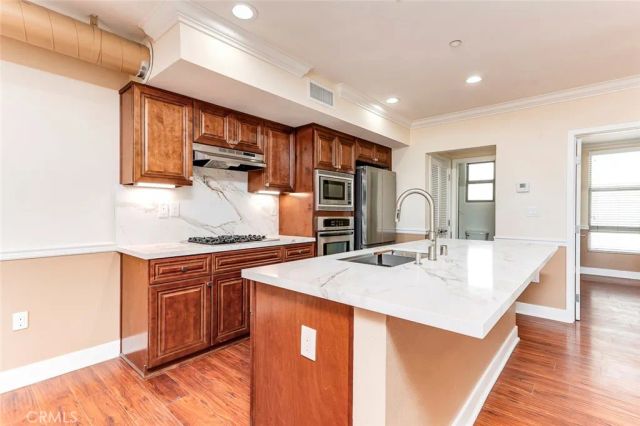 596 S Brea Boulevard, Brea, CA 92821
