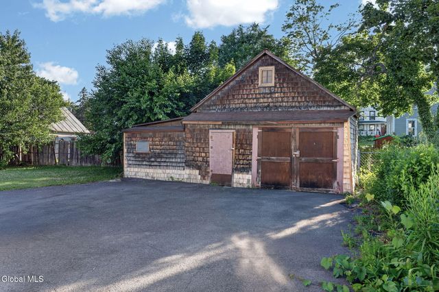 11 Pulver Avenue, Ravena, NY 12143