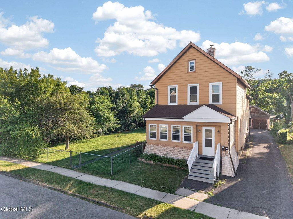 11 Pulver Avenue, Ravena, NY 12143