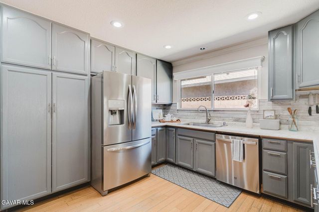 534 W Avenue J10, Lancaster, CA 93534