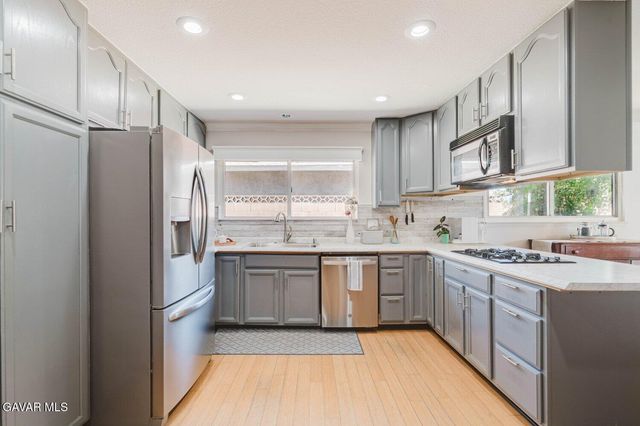 534 W Avenue J10, Lancaster, CA 93534