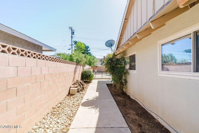 534 W Avenue J10, Lancaster, CA 93534