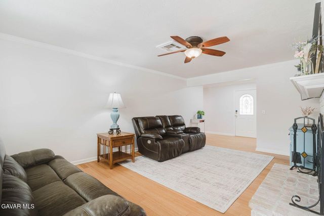 534 W Avenue J10, Lancaster, CA 93534