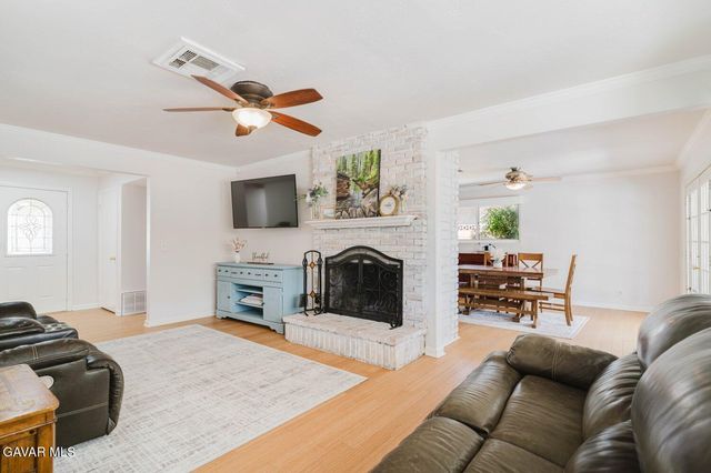 534 W Avenue J10, Lancaster, CA 93534