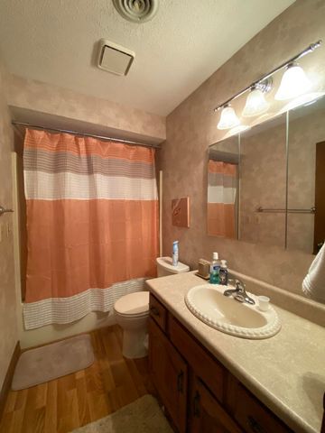 130 Wilshire Drive 34, Hollister, MO 65672