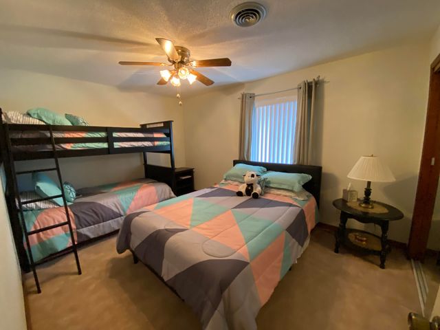 130 Wilshire Drive 34, Hollister, MO 65672