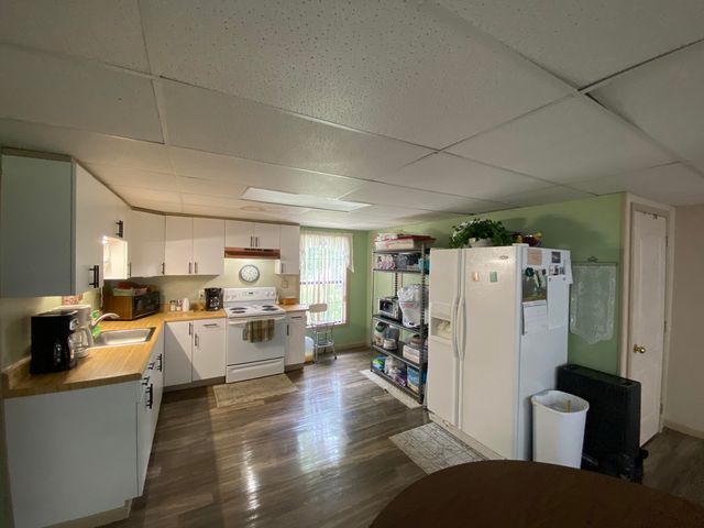 130 Wilshire Drive 34, Hollister, MO 65672