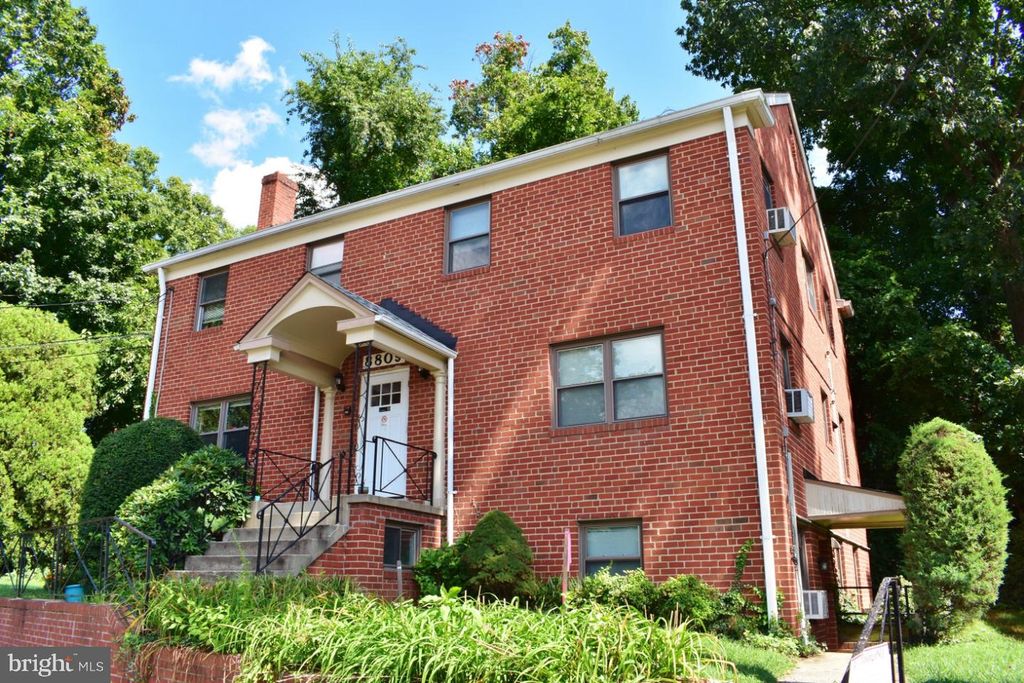 8809 Plymouth St Apt 6, Silver Spring, MD 20901