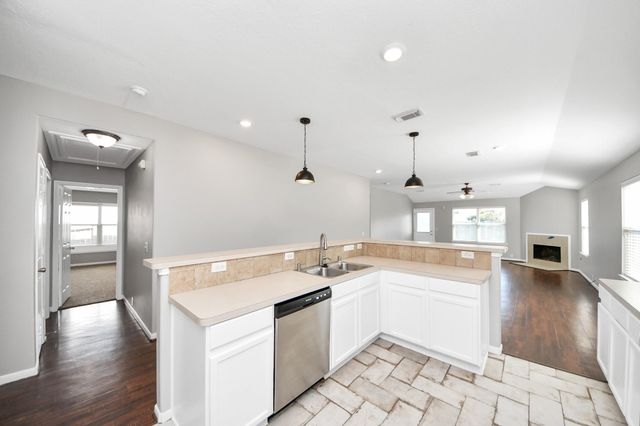 2822 Sandberry Drive, Houston, TX 77345